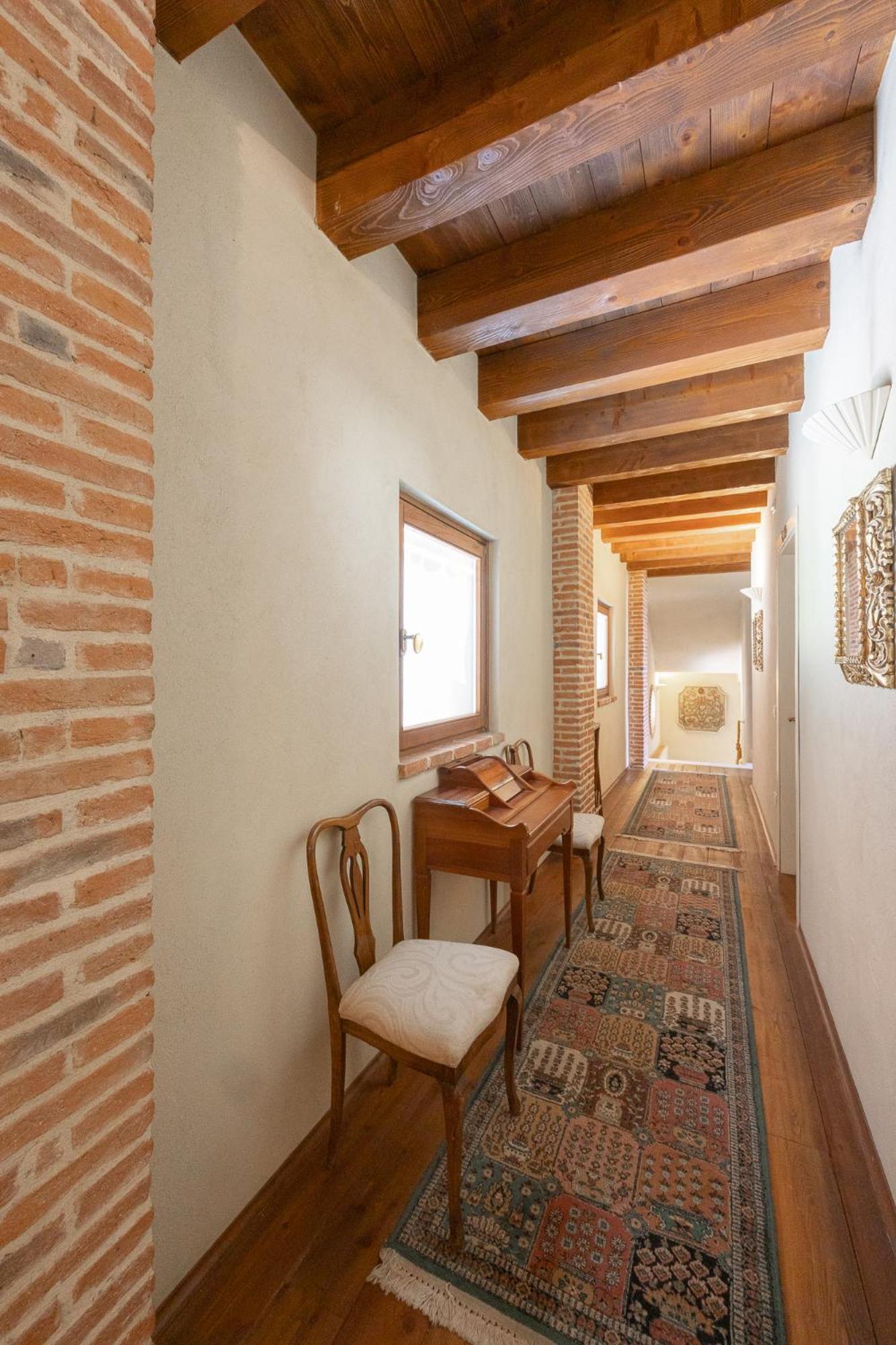 La Corte Dei Galli *